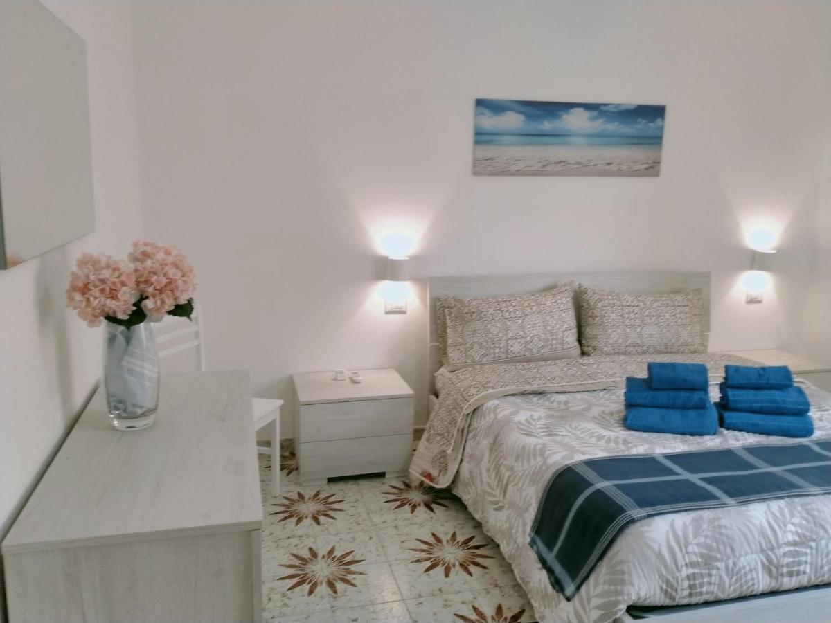 Le Camelie Appartamento Bosa Dış mekan fotoğraf