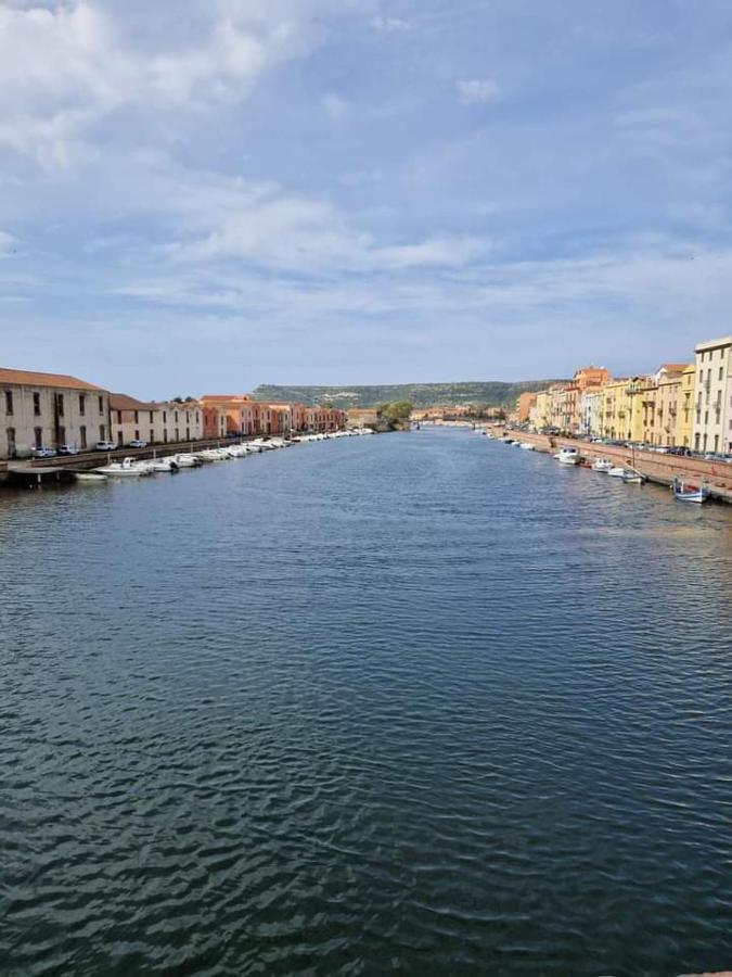 Le Camelie Appartamento Bosa Dış mekan fotoğraf